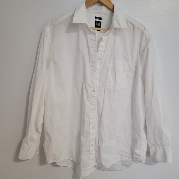 GAP The Big Shirt Crisp White Button Down Size Medium Oversized Relaxed Fit - Picture 2 of 7